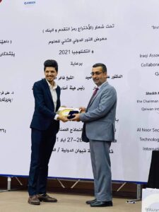 وقد حضر المؤتمر السيد عميد كلية المعارف الأستاذ الدكتور يعقوب ناظم أحمد وحضر في فعالياته ... وشارك في  المؤتمر ثماني عشرة جامعة عراقية ودولية ، وبلغ عدد المشاركين أكثر من ٩٠ مشترك ، وأسهمت كلية المعارف الجامعة في المؤتمر ب ثمان نتاجات، وحصل الطالب سلام الزبن من قسم هندسة تقنيات الحاسوب وتحت اشراف المدرس المساعد ( م.م مصطفى معد حمادي) على المركز الأول في اختراعة البيت الذكي. وبرنامج كاشف سرطان الثدي؛ وحصل ايضاً على وسام الإبداع في المؤتمر الدولي... ويعد هذا إنجازاً لمحافظة الأنبار عامة ولكلية المعارف الجامعة على وجه الخصوص.
