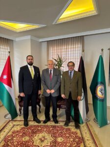 Al-Maarif University College Enhances Academic Cooperation with the Association of Arab Universities During the Visit of the Deputy Dean for Scientific Affairs