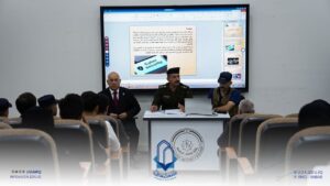 University of Al Maarif Held a Seminar Concerned with Electronic Blackmail and its Destructive Effects on Society